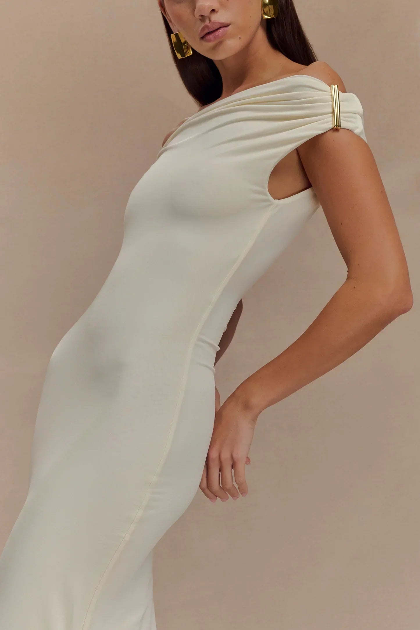 Lumeva - Vestido largo ajustado