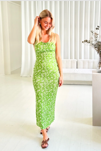 Lumeva - Backless Dress
