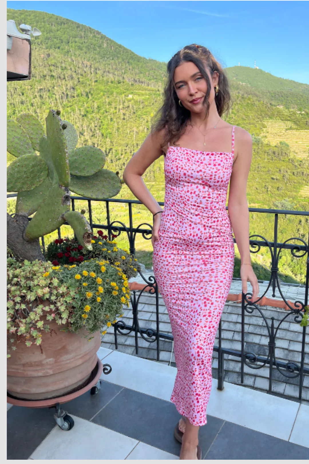 Lumeva - Backless Dress