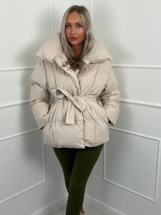 Lumeva - Abrigo Acogedor y Chic