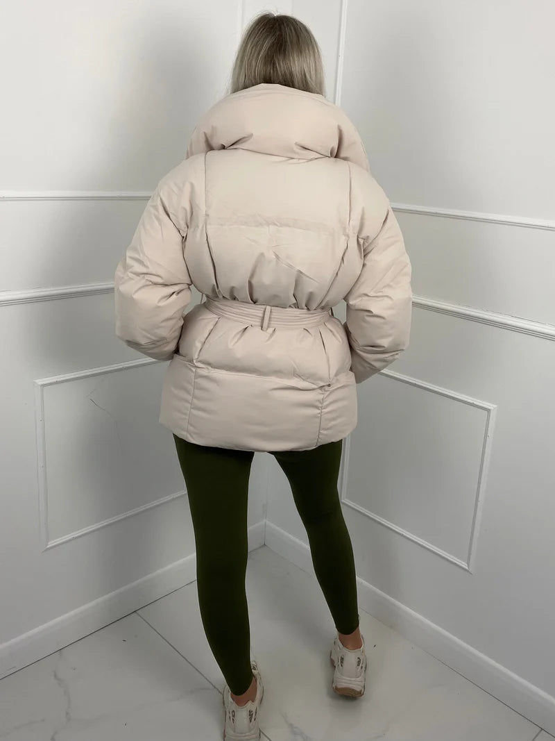 Lumeva - Cozy and Chic Coat
