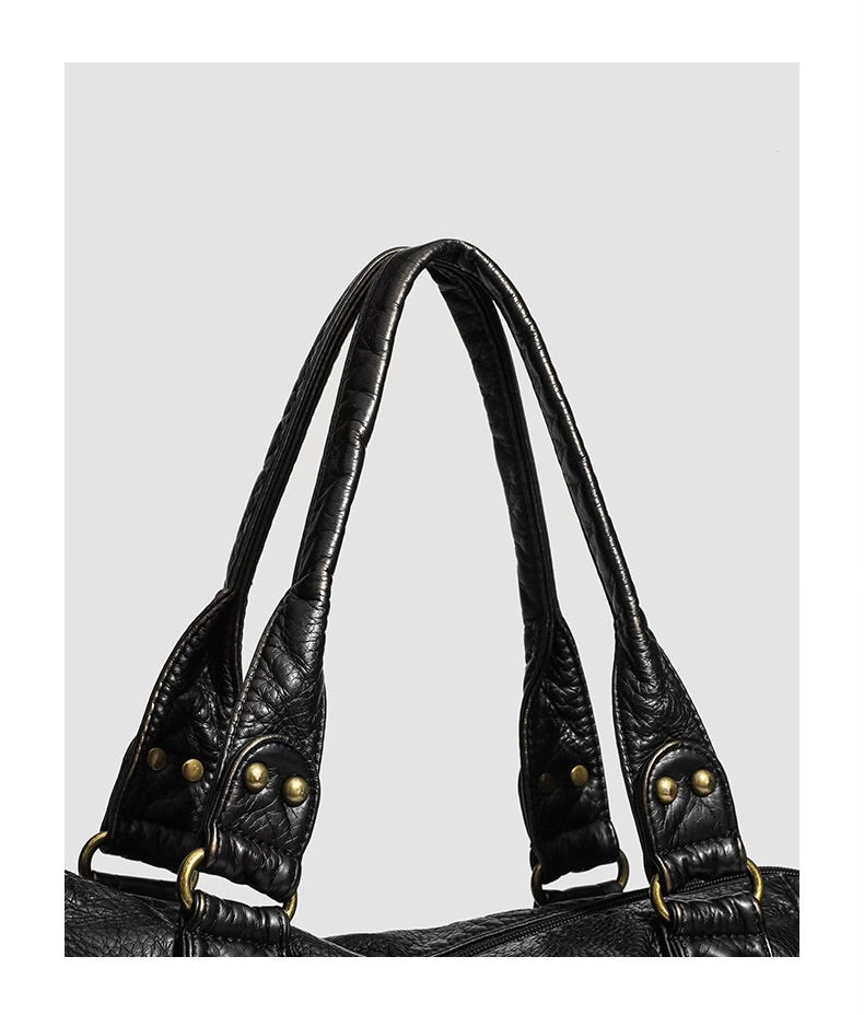 Snowy - Bolso Mendoza